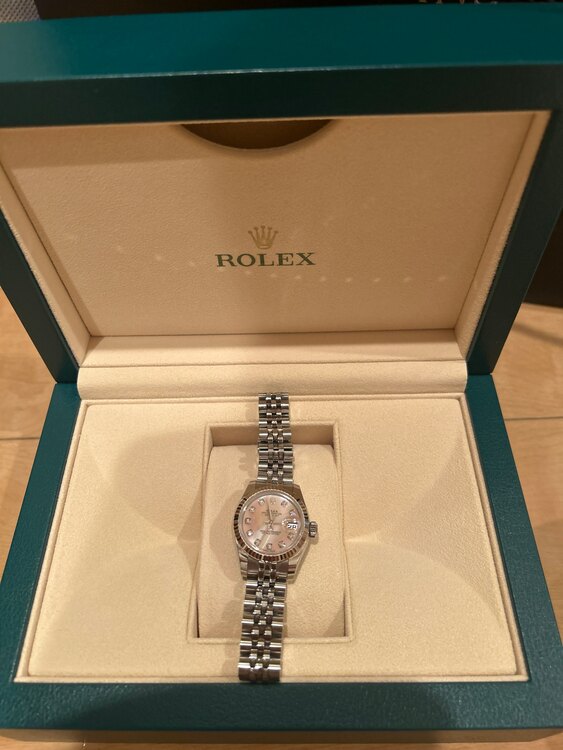 ピンクシェルダイヤ（高級時計）の商品画像 - 査定依頼日：2025年5月30日 - 最高査定価格：1,250,000円