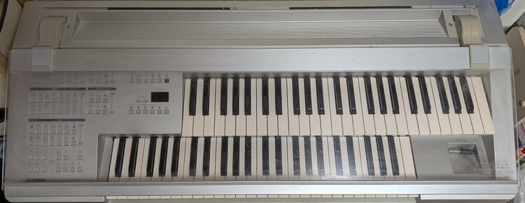 エレクトーン STAGEA ELB-01（ピアノ・楽器・PA機材）の商品画像 - 査定依頼日：2025年12月29日 - 最高査定価格：5,000円