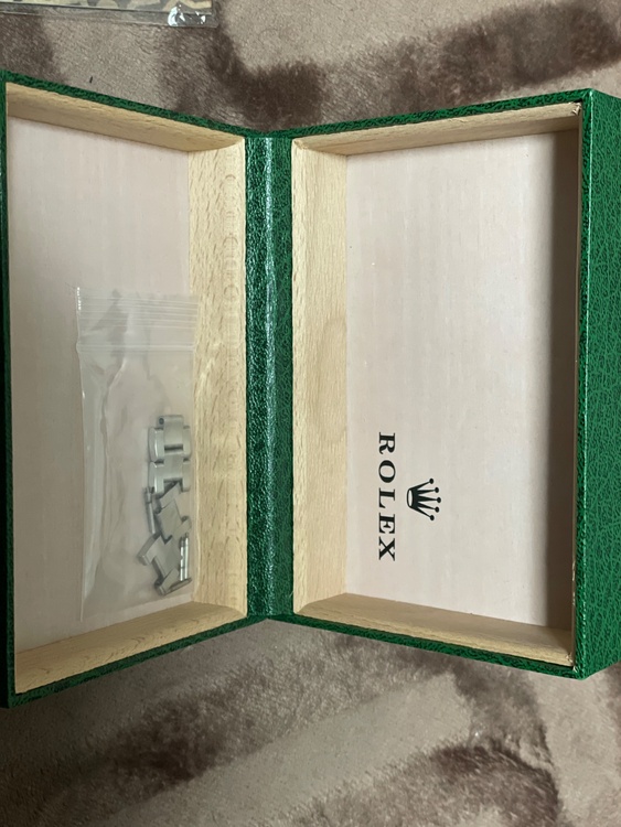 ロレックス サブマリーナー （高級時計）の商品画像 - 査定依頼日：2026年1月15日 - 最高査定価格：1,600,000円