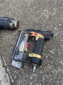 釘打ち機（電動工具・農機具・業務用機械）の商品画像 - 査定依頼日：2025年10月7日 - 最高査定価格：10,000円