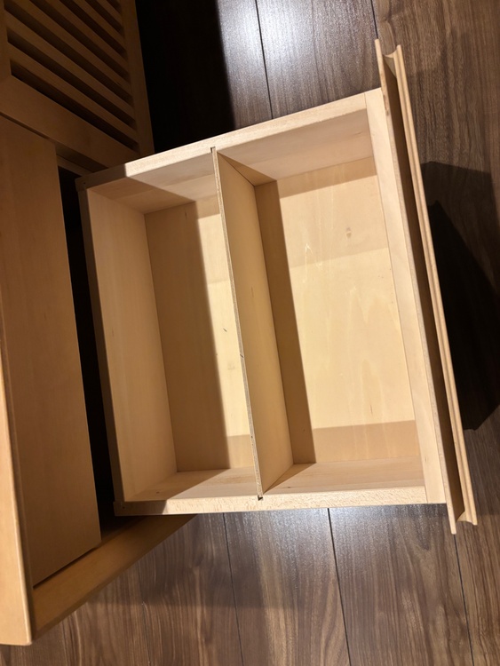 テレビボード(カリモク)（家具・寝具）の商品画像 - 査定依頼日：2026年2月7日 - 最高査定価格：1,000円