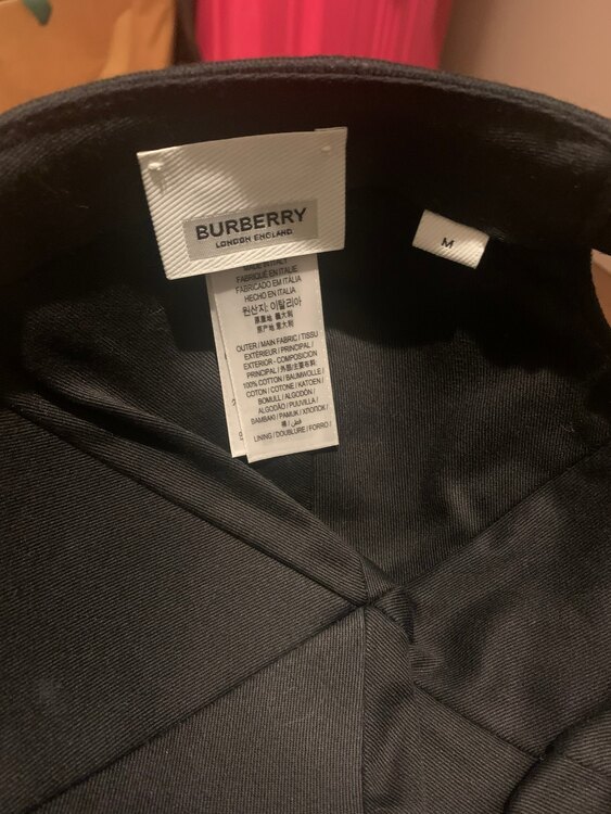 Burberry キャップ（古着・ファッション）の商品画像 - 査定依頼日：2025年4月1日 - 最高査定価格：5,000円