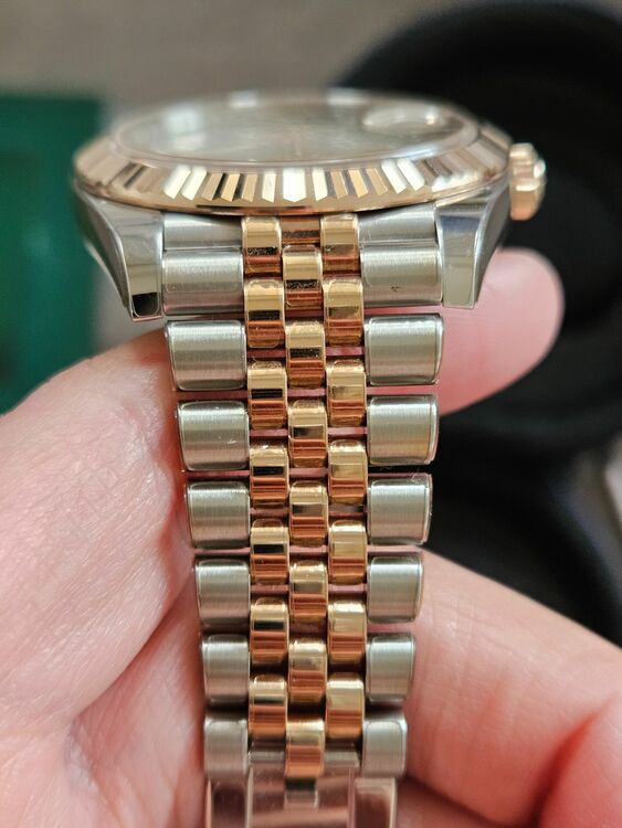 126331（高級時計）の商品画像 - 査定依頼日：2025年6月26日 - 最高査定価格：2,400,000円