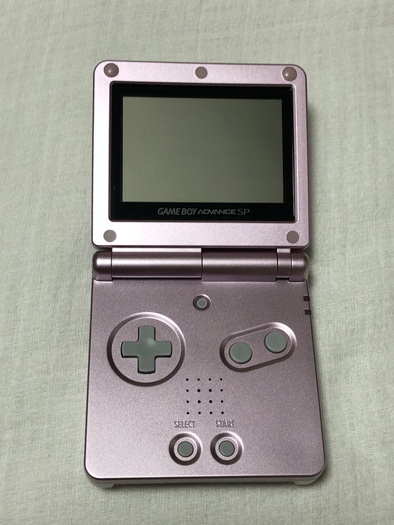 ゲームボーイアドバンスSP本体 パールピンク（ゲーム機本体・ゲームソフト）の商品画像 - 査定依頼日：2023年5月31日 - 最高査定価格：5,500円