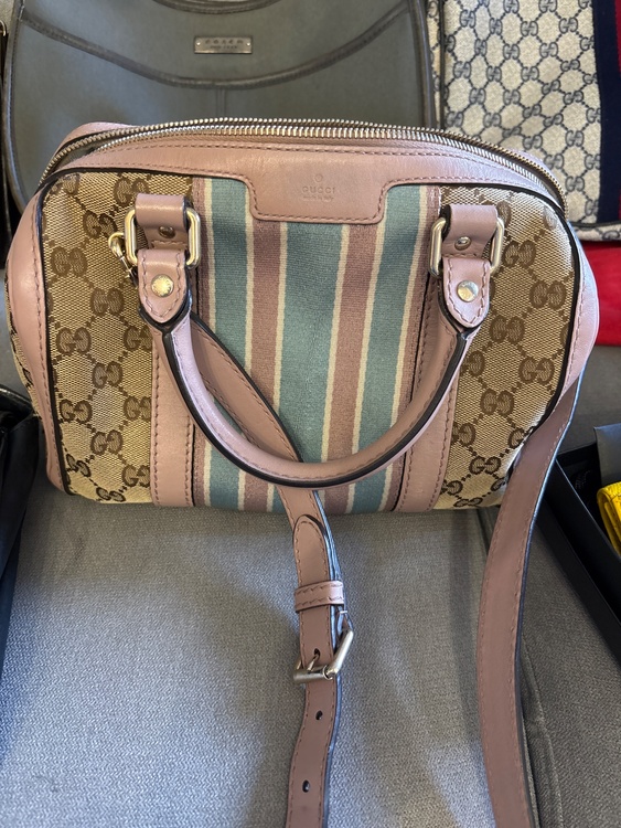 GUCCI ミニボストン269876 525040（ブランドバッグ）の商品画像 - 査定依頼日：2026年10月8日 - 最高査定価格：181,000円