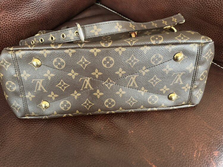 パラス（ブランドバッグ）の商品画像 - 査定依頼日：2025年5月2日 - 最高査定価格：150,000円