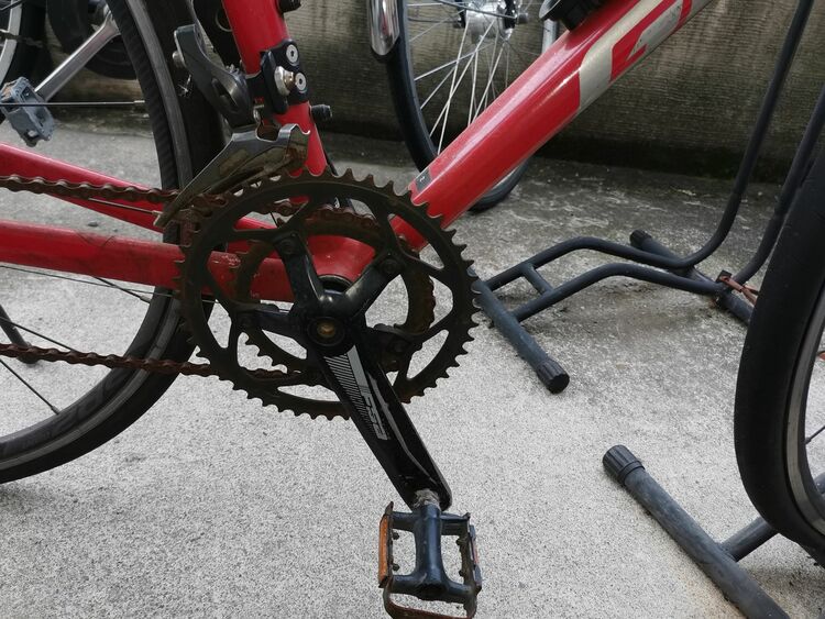 GIANT  CONTEND2（自転車）の商品画像 - 査定依頼日：2025年10月12日 - 最高査定価格：10,000円