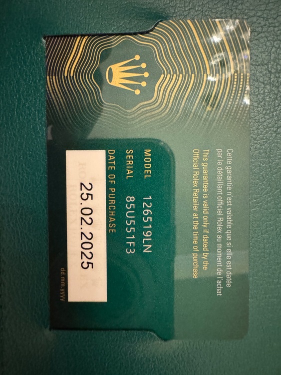 ・デイトナLN WG(ブラック/シルバー)（高級時計）の商品画像 - 査定依頼日：2025年6月12日 - 最高査定価格：5,900,000円