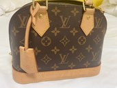 ルイヴィトン アルマ （ブランドバッグ）の商品画像 - 査定依頼日：2023年7月26日 - 最高査定価格：122,000円