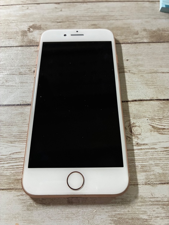 iPhone8 64GB SIMフリー（スマホ）の商品画像 - 査定依頼日：2026年2月27日 - 最高査定価格：7,000円