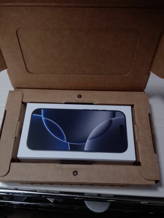 iPhone16pro 256GB 新品未開封（スマホ）の商品画像 - 査定依頼日：2025年9月5日 - 最高査定価格：148,000円