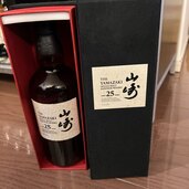 ウイスキー サントリー山崎 （お酒）の商品画像 - 査定依頼日：2025年1月29日 - 最高査定価格：1,000,000円