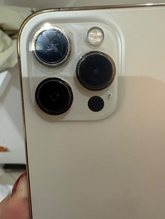 iPhone iPhone 12 Pro Max 512GB SIMフリー（スマホ）の商品画像 - 査定依頼日：2026年9月27日 - 最高査定価格：44,500円