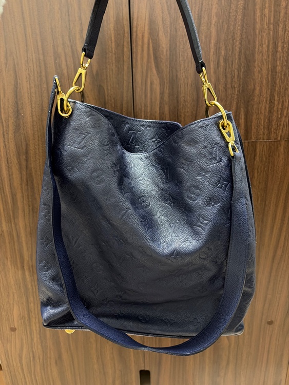 メティス（ブランドバッグ）の商品画像 - 査定依頼日：2026年3月23日 - 最高査定価格：130,000円