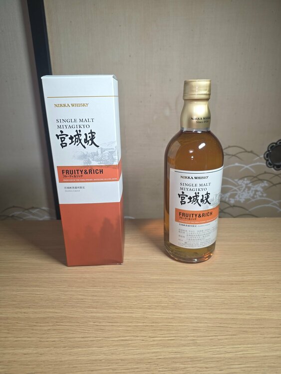 ニッカ余市（お酒）の商品画像 - 査定依頼日：2026年3月20日 - 最高査定価格：62,000円