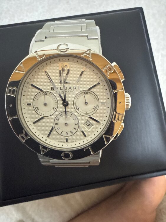 ブルガリ ブルガリブルガリ （高級時計）の商品画像 - 査定依頼日：2025年2月4日 - 最高査定価格：250,000円
