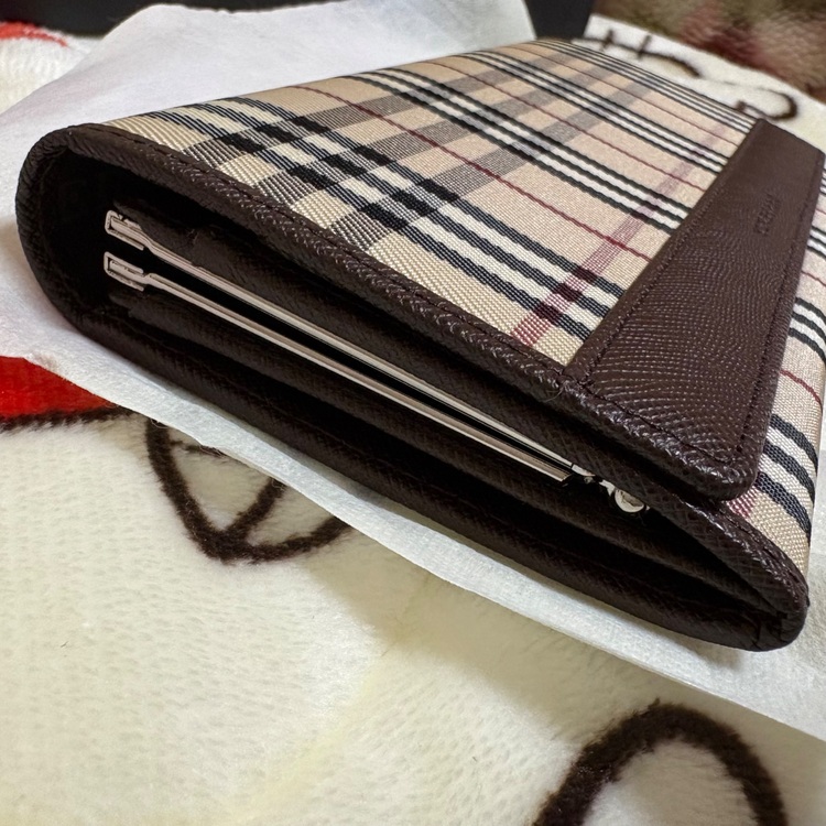 その他 バーバリー （ブランドバッグ）の商品画像 - 査定依頼日：2025年11月14日 - 最高査定価格：3,000円