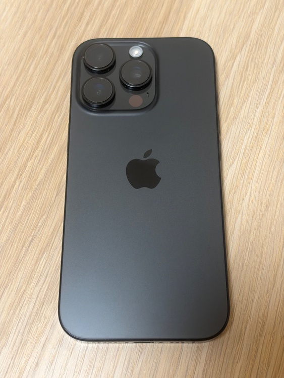 iPhone iPhone 16 Pro 512GB SIMフリー（スマホ）の商品画像 - 査定依頼日：2026年9月20日 - 最高査定価格：130,500円