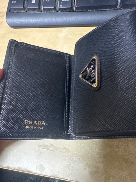 プラダ  （ブランドバッグ）の商品画像 - 査定依頼日：2026年2月18日 - 最高査定価格：30,000円