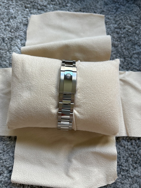 ロレックス スカイドゥエラー 326939（高級時計）の商品画像 - 査定依頼日：2025年7月15日 - 最高査定価格：4,100,000円