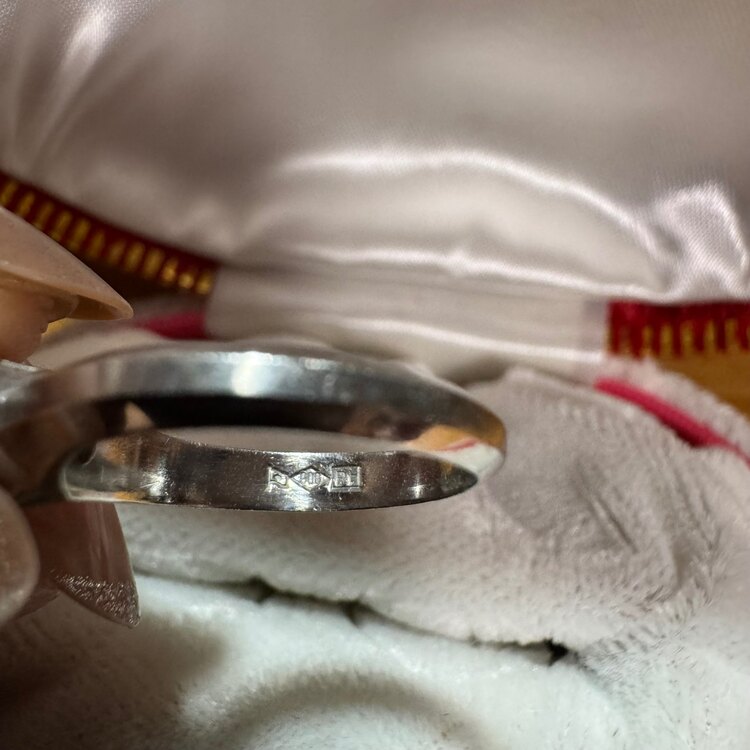 立爪ダイヤモンドリング（宝石）の商品画像 - 査定依頼日：2025年5月22日 - 最高査定価格：85,000円