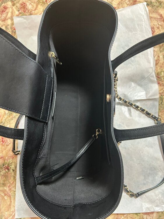 トートバッグ（ブランドバッグ）の商品画像 - 査定依頼日：2025年4月29日 - 最高査定価格：300,000円