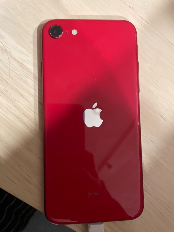 iPhone SE (第 2 世代) 64GB SIMフリー（スマホ）の商品画像 - 査定依頼日：2026年1月4日 - 最高査定価格：7,000円