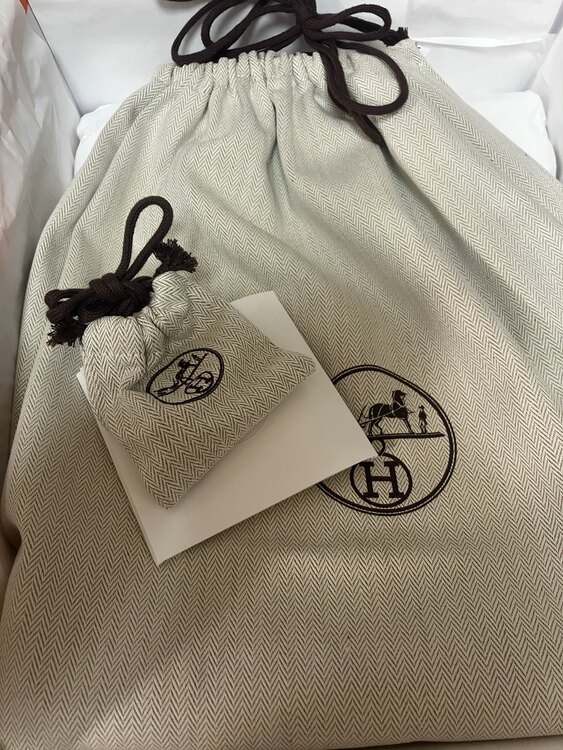 エルメス バーキン （ブランドバッグ）の商品画像 - 査定依頼日：2025年5月11日 - 最高査定価格：3,550,000円