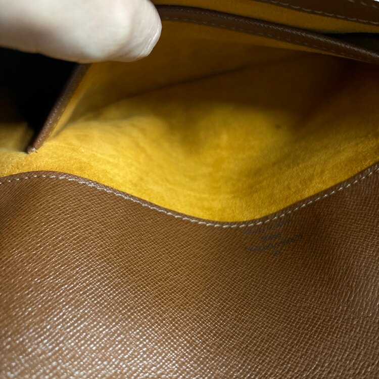 ショルダー（ブランドバッグ）の商品画像 - 査定依頼日：2025年4月29日 - 最高査定価格：60,000円