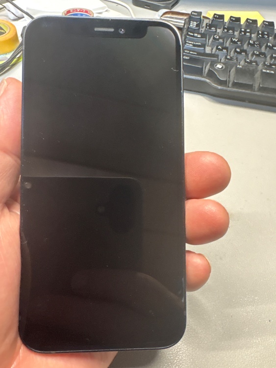 iPhone 12 mini 64GB docomo（スマホ）の商品画像 - 査定依頼日：2026年5月2日 - 最高査定価格：20,000円