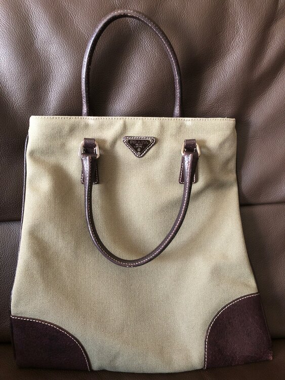 不明（ブランドバッグ）の商品画像 - 査定依頼日：2024年12月21日 - 最高査定価格：30,000円