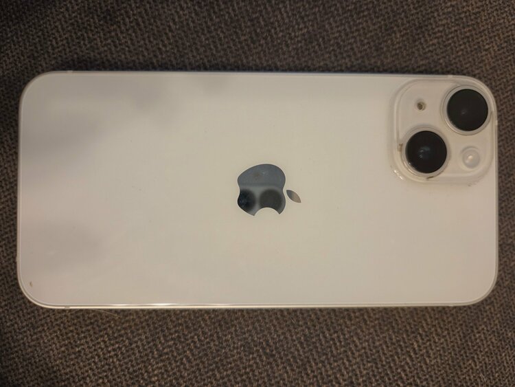 iPhone iPhone 14 256GB au（スマホ）の商品画像 - 査定依頼日：2026年7月25日 - 最高査定価格：27,000円