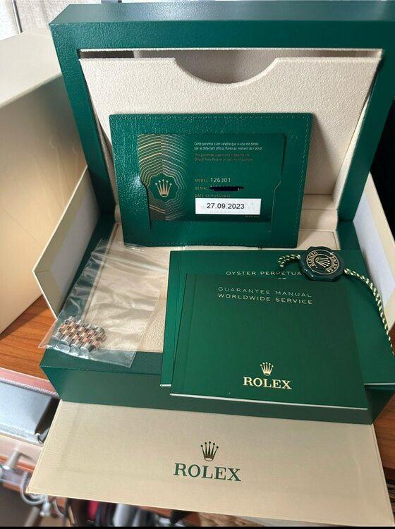 ロレックス デイトジャスト 12630（高級時計）の商品画像 - 査定依頼日：2025年2月1日 - 最高査定価格：2,200,000円