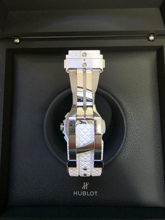 ウブロ ビックバン （高級時計）の商品画像 - 査定依頼日：2026年4月28日 - 最高査定価格：880,000円