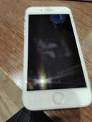 iPhone7 32GB Softbank（スマホ）の商品画像 - 査定依頼日：2024年6月11日 - 最高査定価格：2,000円