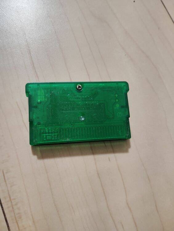 ポケモン　GBA エメラルド（ゲーム機本体・ゲームソフト）の商品画像 - 査定依頼日：2025年12月2日 - 最高査定価格：2,800円