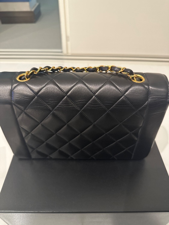 シャネル マトラッセ （ブランドバッグ）の商品画像 - 査定依頼日：2025年6月29日 - 最高査定価格：450,000円