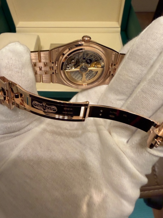 ロレックス その他 12733（高級時計）の商品画像 - 査定依頼日：2026年3月31日 - 最高査定価格：10,250,000円