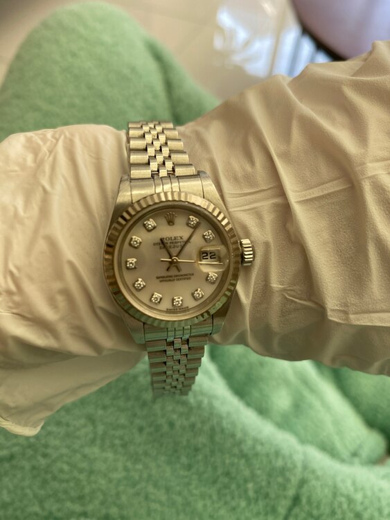 ピンクシェルテンポイント（高級時計）の商品画像 - 査定依頼日：2023年12月9日 - 最高査定価格：1,500,000円