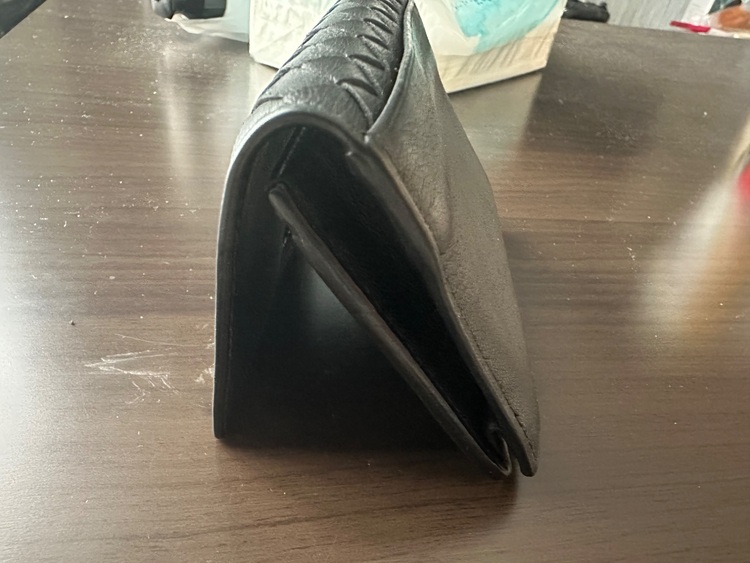 ボッテガ・ヴェネタ  （ブランドバッグ）の商品画像 - 査定依頼日：2025年11月23日 - 最高査定価格：30,000円