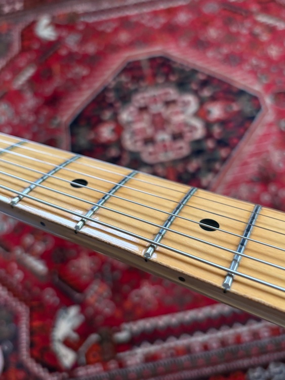 フェンダーUSA アメリカンスタンダード　1979年製（ピアノ・楽器・PA機材）の商品画像 - 査定依頼日：2026年4月11日 - 最高査定価格：200,000円