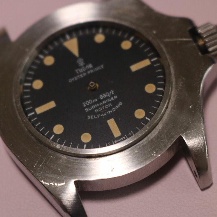 ロレックス サブマリーナー 7016/0（高級時計）の商品画像 - 査定依頼日：2025年10月5日 - 最高査定価格：1,180,000円