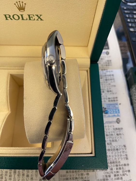 ロレックス パーペチュアルデイト 11620（高級時計）の商品画像 - 査定依頼日：2025年11月26日 - 最高査定価格：1,000,000円