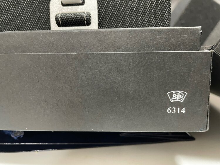 オメガスピードマスター プロフェッショナル（高級時計）の商品画像 - 査定依頼日：2025年1月9日 - 最高査定価格：550,000円