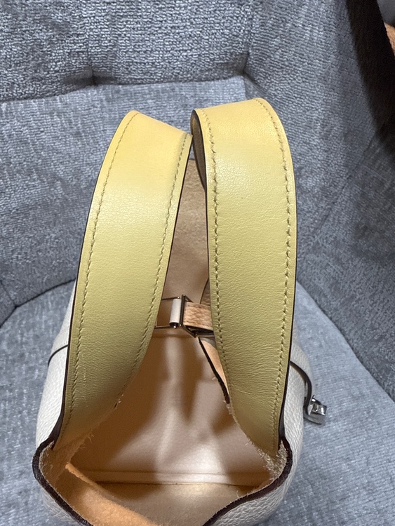 ピコタンロックPM（ブランドバッグ）の商品画像 - 査定依頼日：2025年12月21日 - 最高査定価格：320,000円