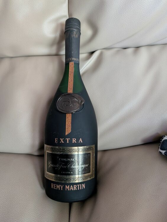 ブランデー レミーマルタン （お酒）の商品画像 - 査定依頼日：2025年9月21日 - 最高査定価格：14,000円