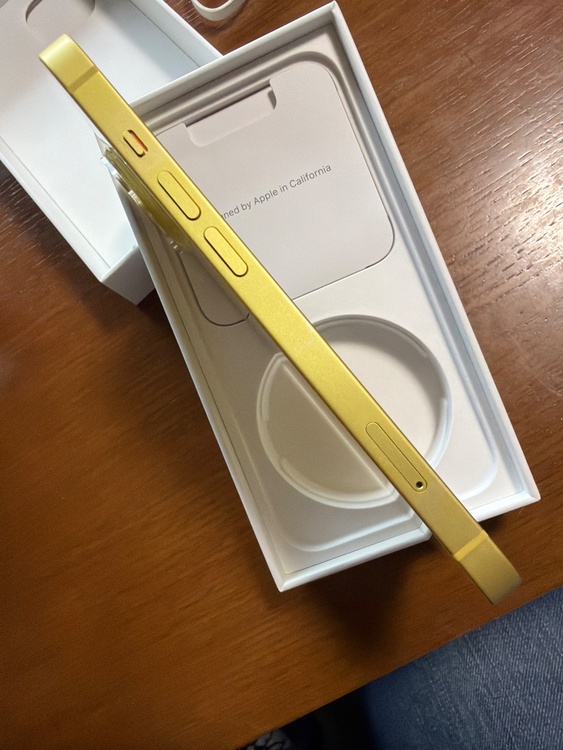 iPhone 14 128GB SIMフリー（スマホ）の商品画像 - 査定依頼日：2026年4月5日 - 最高査定価格：43,000円