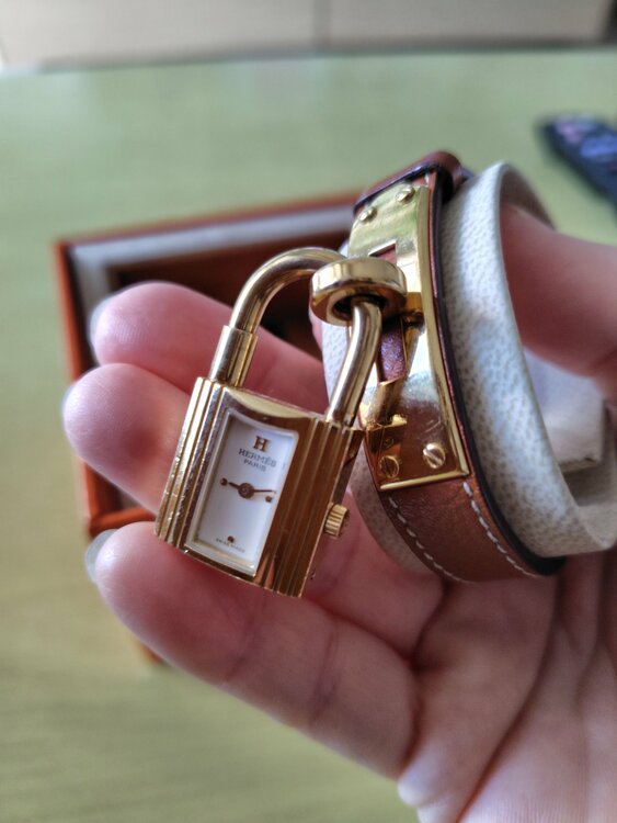 HERMES（高級時計）の商品画像 - 査定依頼日：2026年10月2日 - 最高査定価格：80,000円