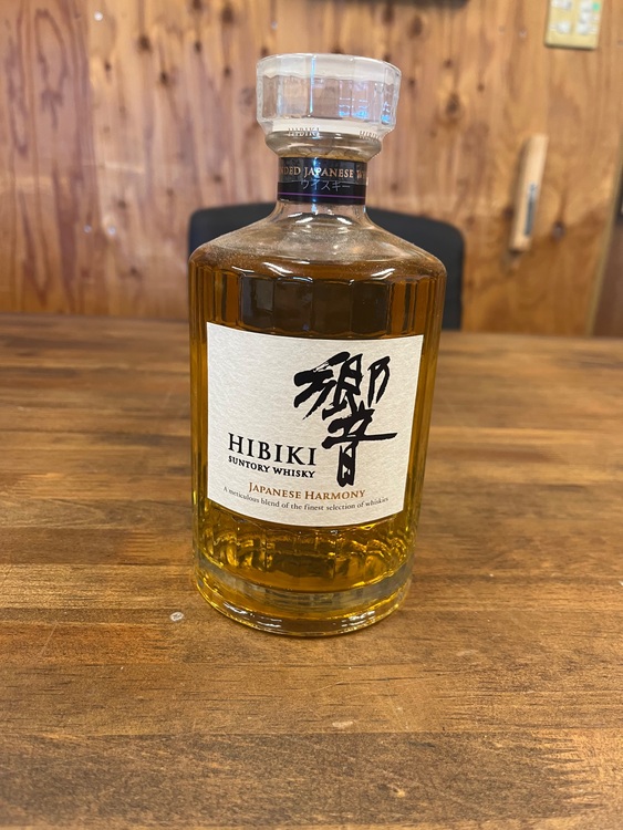 ウイスキー サントリー響 （お酒）の商品画像 - 査定依頼日：2025年7月26日 - 最高査定価格：9,500円