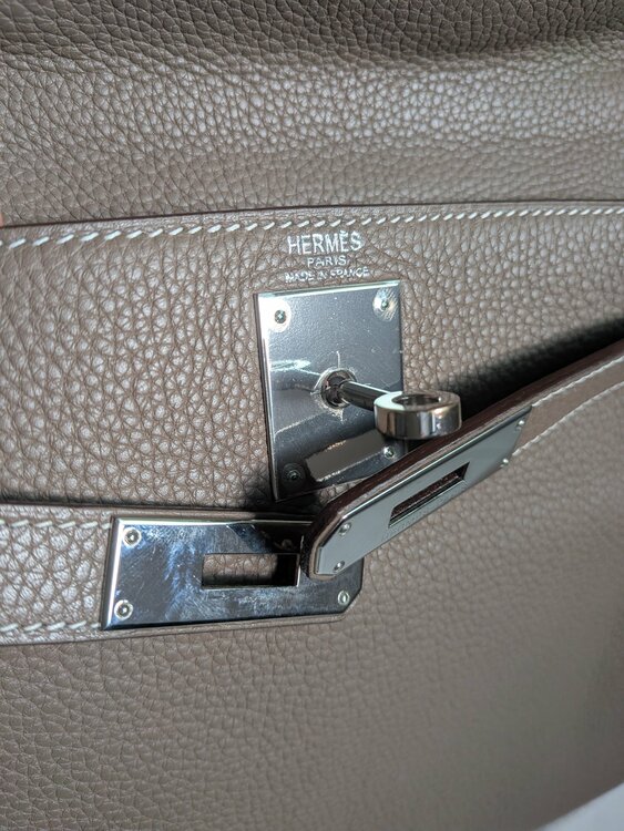 エルメス ケリー （ブランドバッグ）の商品画像 - 査定依頼日：2026年3月8日 - 最高査定価格：3,000,000円